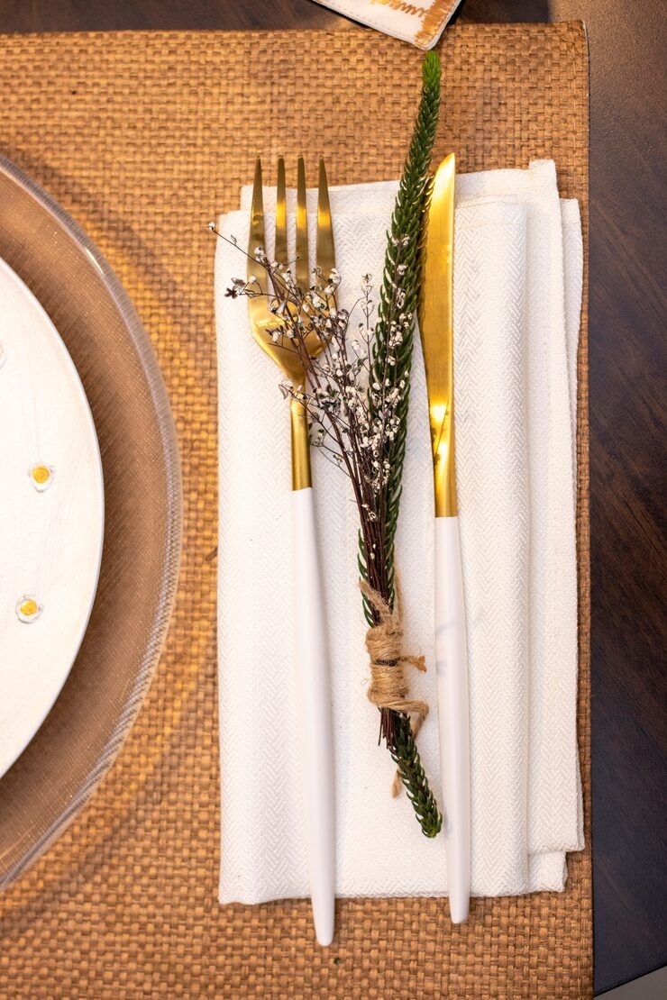 Central Jute Table Runner by Orient Uniforms for customers in Dubai, Abu Dhabi, Sharjah, Ajman and across the UAE