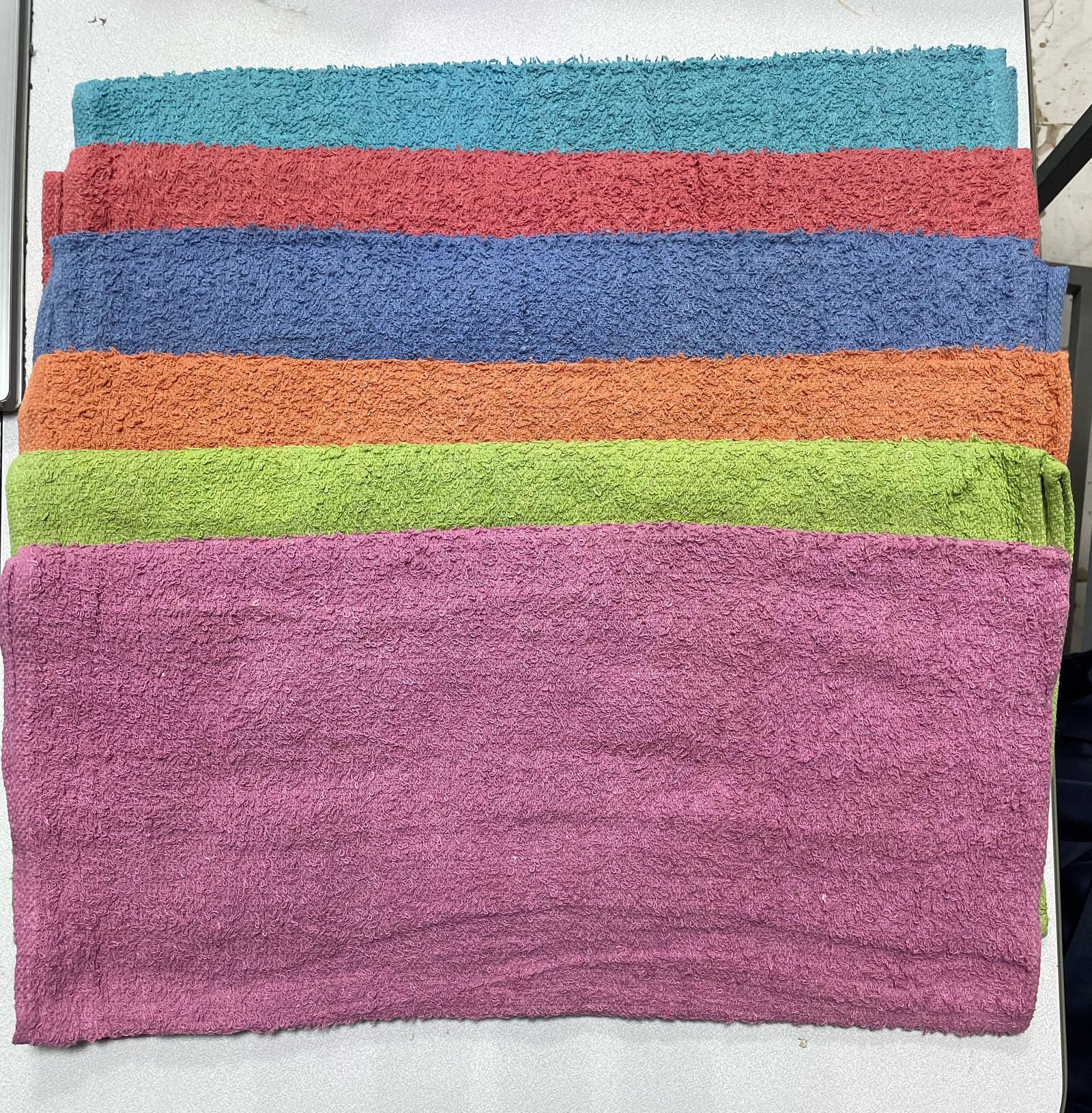 Affordable Bulk Towels UAE